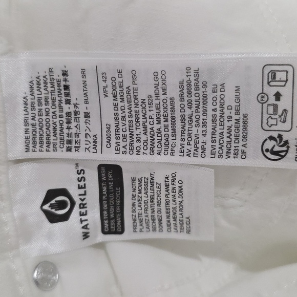 Levis 311 Women's White Jeans. Size 31 - Picture 3 of 7